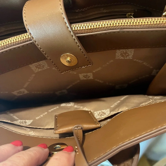 Anne Klein Tote Crossbody Tan - Picture 3 of 14